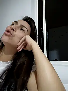Snapshot of vanessa-titisM chatting on March 20, 2026, 12:37 am vanessa-titisM online show from March 20, 2026, 12:37 am
