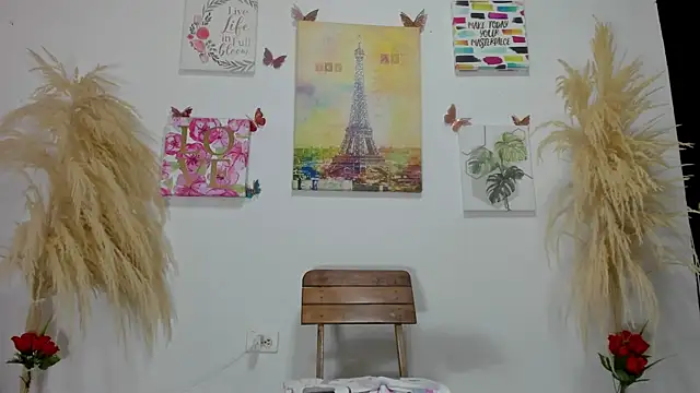 Maeve6721 online show from February 25, 2026, 12:15 pm