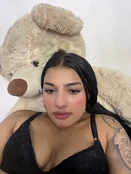 Snapshot of Teens_latin19 chatting on December 3, 2025, 3:21 pm Teens latin19 online show from December 3, 2025, 3:21 pm