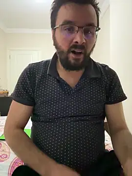 LAZ3R1 online show from November 13, 2025, 9:58 pm