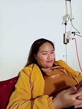 Snapshot of Tamara-a chatting on March 11, 2026, 12:33 pm Tamara-a online show from March 11, 2026, 12:33 pm