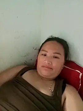 Snapshot of Tamara-a chatting on April 3, 2026, 8:34 am Tamara-a online show from April 3, 2026, 8:34 am