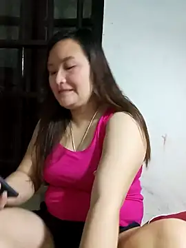 Snapshot of Tamara-a chatting on April 12, 2026, 11:59 am Tamara-a online show from April 12, 2026, 11:59 am