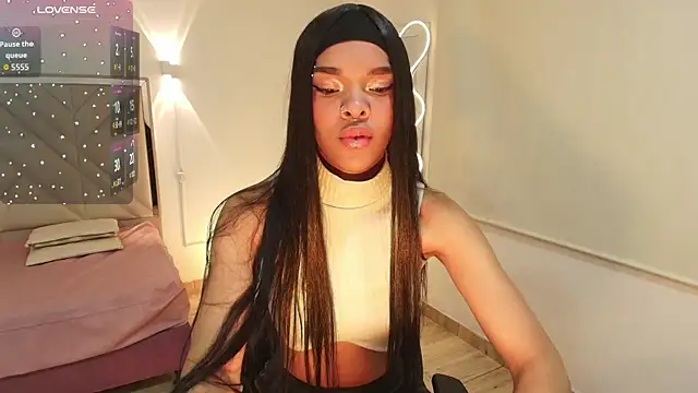 Snapshot of Miagates_tay chatting on October 27, 2025, 3:10 am Miagates tay online show from October 27, 2025, 3:10 am