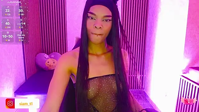 Snapshot of Miagates_tay chatting on October 31, 2025, 3:29 am Miagates tay online show from October 31, 2025, 3:29 am