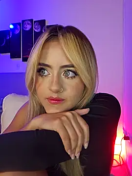 MaryMoon  online show from September 13, 2025, 11:48 pm