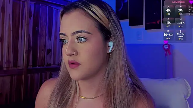 MaryMoon  online show from October 2, 2025, 7:10 pm