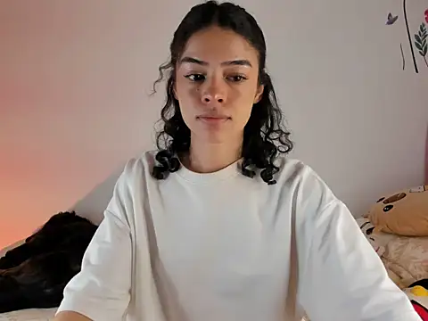 maddy parker   online show from March 11, 2026, 9:54 pm