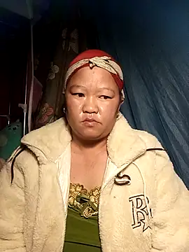 Snapshot of riso-00 chatting on November 11, 2025, 12:32 am riso-00 online show from November 11, 2025, 12:32 am