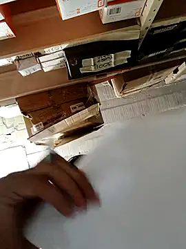 Snapshot of Waver857 chatting on November 4, 2025, 7:02 pm Waver857 online show from November 4, 2025, 7:02 pm