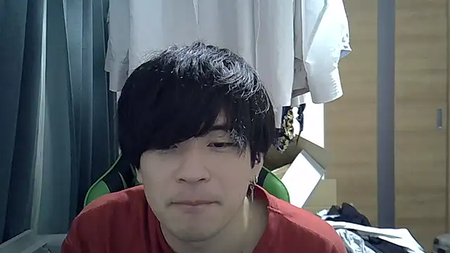 aokunvvv online show from October 12, 2025, 2:49 pm