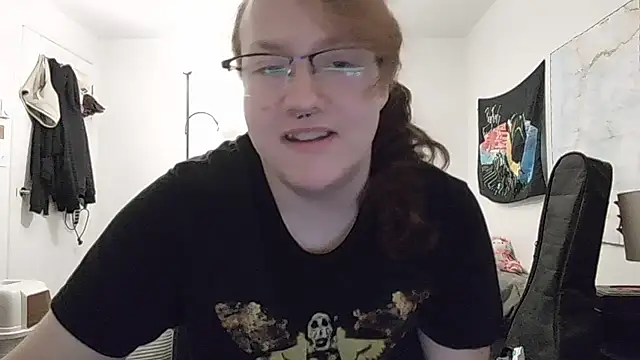 tbutchrat online show from October 11, 2025, 6:01 am