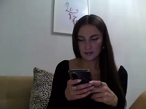 Snapshot of Orliva chatting on July 20, 2026, 7:05 pm Orliva online show from July 20, 2026, 7:05 pm
