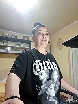 Soffy Skye online show from February 5, 2026, 4:50 am