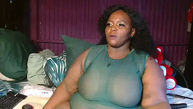 Bustyboobs02xx online show from March 28, 2026, 6:46 am