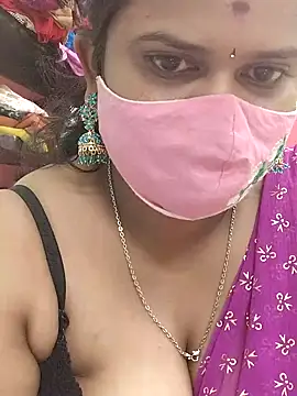 Snapshot of Diya_Rani chatting on October 2, 2025, 8:32 am Diya Rani online show from October 2, 2025, 8:32 am