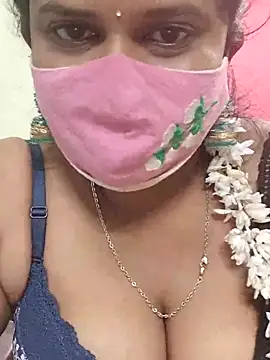 Snapshot of Diya_Rani chatting on October 3, 2025, 5:32 pm Diya Rani online show from October 3, 2025, 5:32 pm