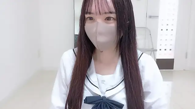  Mia land  online show from February 26, 2026, 2:43 am