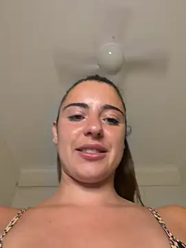 Snapshot of PTlatina chatting on July 9, 2026, 9:08 pm PTlatina online show from July 9, 2026, 9:08 pm