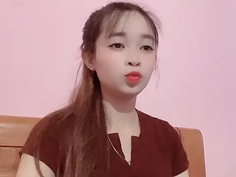 Snapshot of Suna7383 chatting on October 26, 2025, 3:40 pm Suna7383 online show from October 26, 2025, 3:40 pm