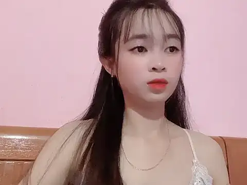 Snapshot of Suna7383 chatting on October 29, 2025, 4:09 pm Suna7383 online show from October 29, 2025, 4:09 pm