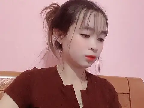 Snapshot of Suna7383 chatting on October 30, 2025, 3:57 pm Suna7383 online show from October 30, 2025, 3:57 pm