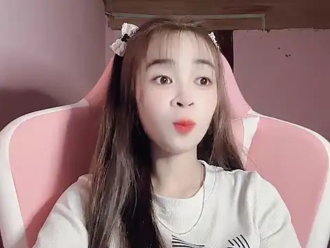 Snapshot of Suna7383 chatting on November 9, 2025, 3:21 pm Suna7383 online show from November 9, 2025, 3:21 pm