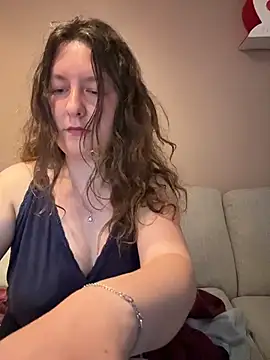 AnielaMarie online show from September 23, 2025, 7:00 am