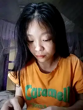 Phuoc xx online show from December 22, 2025, 5:04 am