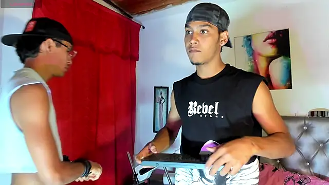 xxKamadevaxx online show from April 1, 2026, 6:03 am