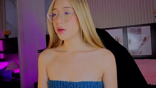 Snapshot of tokyoluu chatting on September 13, 2025, 8:41 pm tokyoluu online show from September 13, 2025, 8:41 pm