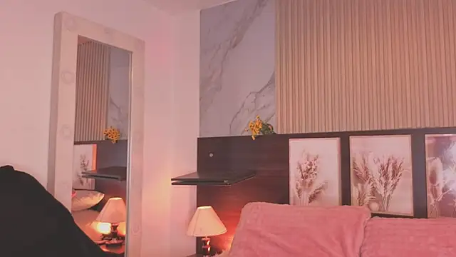 Snapshot of tokyoluu chatting on November 10, 2025, 7:57 pm tokyoluu online show from November 10, 2025, 7:57 pm