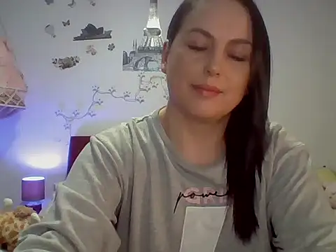 Snapshot of Venusina_07 chatting on November 16, 2025, 6:08 am Venusina 07 online show from November 16, 2025, 6:08 am