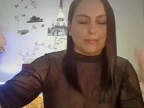 Snapshot of Venusina_07 chatting on November 24, 2025, 4:12 am Venusina 07 online show from November 24, 2025, 4:12 am