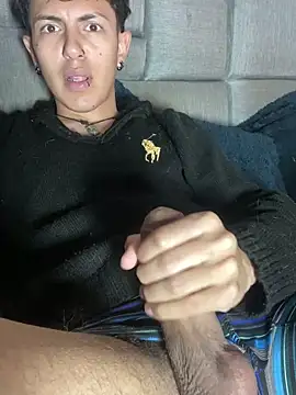 NaytonFreeman online show from December 14, 2025, 11:26 am