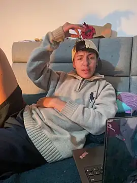 NaytonFreeman online show from December 18, 2025, 11:27 am