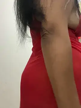 lara9Qouin online show from September 11, 2025, 9:15 pm