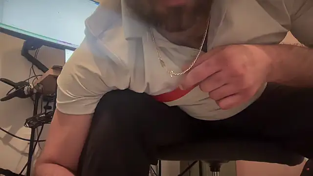 jasoncali305 online show from October 25, 2025, 2:56 pm