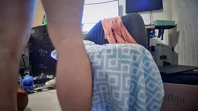 jasoncali305 online show from February 2, 2026, 8:24 am