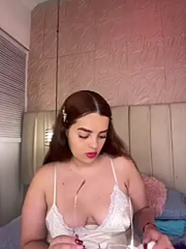 Snapshot of hannahst_ chatting on May 22, 2026, 8:03 pm hannahst online show from May 22, 2026, 8:03 pm
