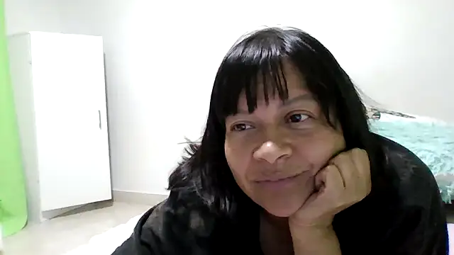 adri89-g online show from July 3, 2026, 4:19 am