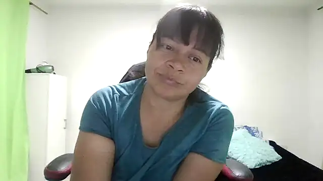 adri89-g online show from August 2, 2026, 11:47 pm