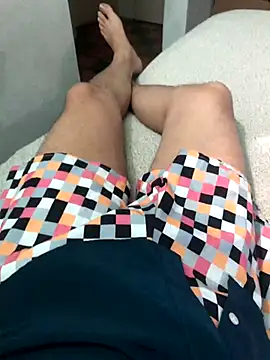 Jonpideme online show from November 4, 2025, 4:50 pm