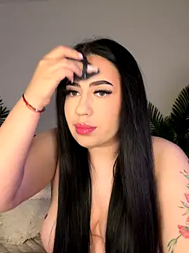 Snapshot of Andrestarr chatting on November 3, 2025, 5:03 pm Andrestarr online show from November 3, 2025, 5:03 pm