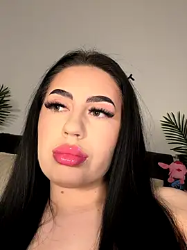 Snapshot of Andrestarr chatting on November 7, 2025, 7:47 pm Andrestarr online show from November 7, 2025, 7:47 pm