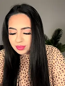 Snapshot of Andrestarr chatting on November 12, 2025, 7:35 pm Andrestarr online show from November 12, 2025, 7:35 pm