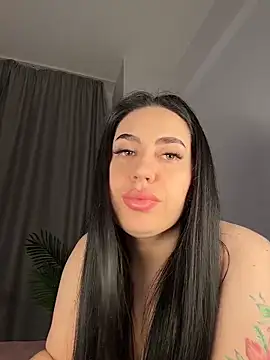 Snapshot of Andrestarr chatting on February 15, 2026, 5:31 pm Andrestarr online show from February 15, 2026, 5:31 pm