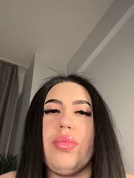 Snapshot of Andrestarr chatting on March 3, 2026, 6:25 pm Andrestarr online show from March 3, 2026, 6:25 pm