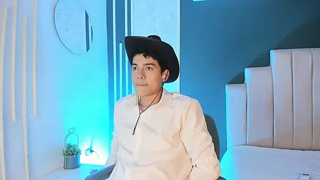 SandroVeyra online show from October 25, 2025, 3:36 am