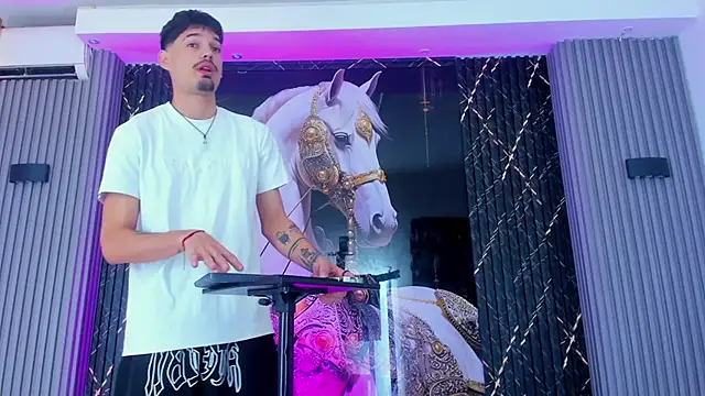 Iam Steven online show from November 9, 2025, 12:36 pm